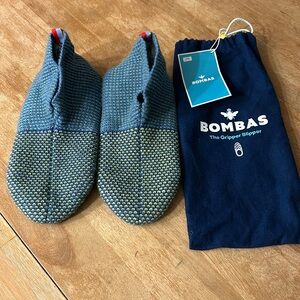 Bombas gripper slippers - brand new with tag - grey, Blue, yellow - size large